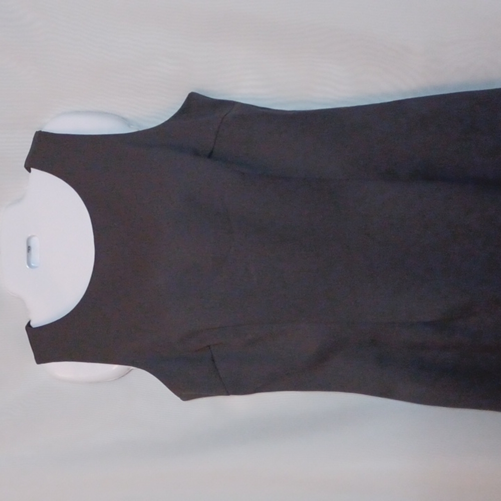 Harlow Sleeveless Gray Midi Dress. Size 12 - Picture 3 of 8